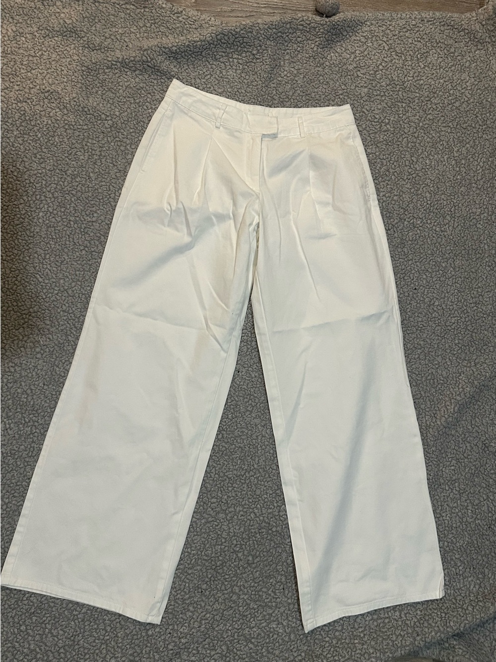 GLASSONS White Wide Leg Pleated Pants Size 8 Mid Waisted